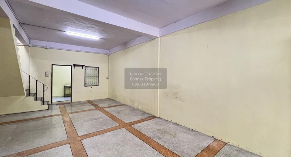 Reihenhaus zum Kauf mit 3 Zimmer in Chom Thong, Bangkok