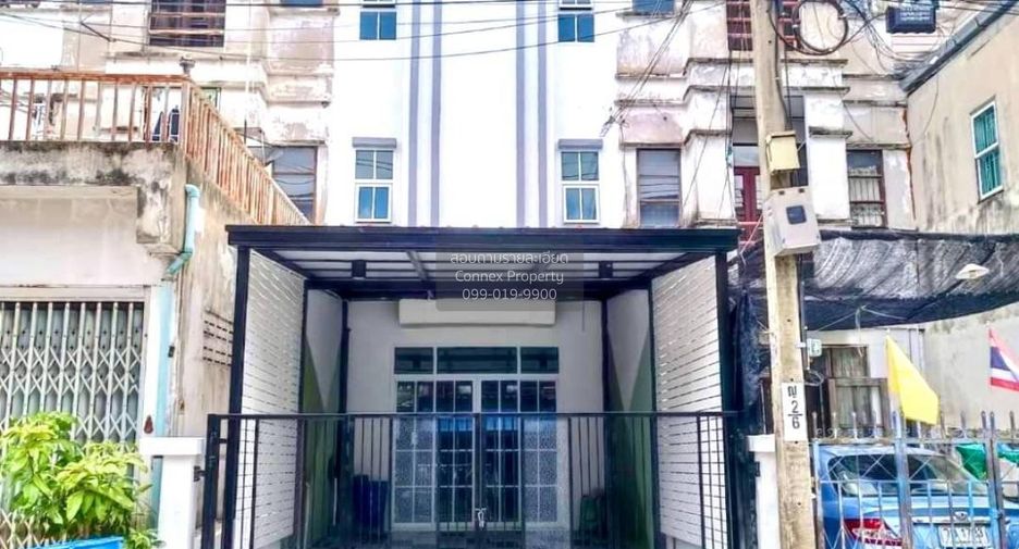 For sale 4 bedrooms townhouse in Bang Kruai, Nonthaburi