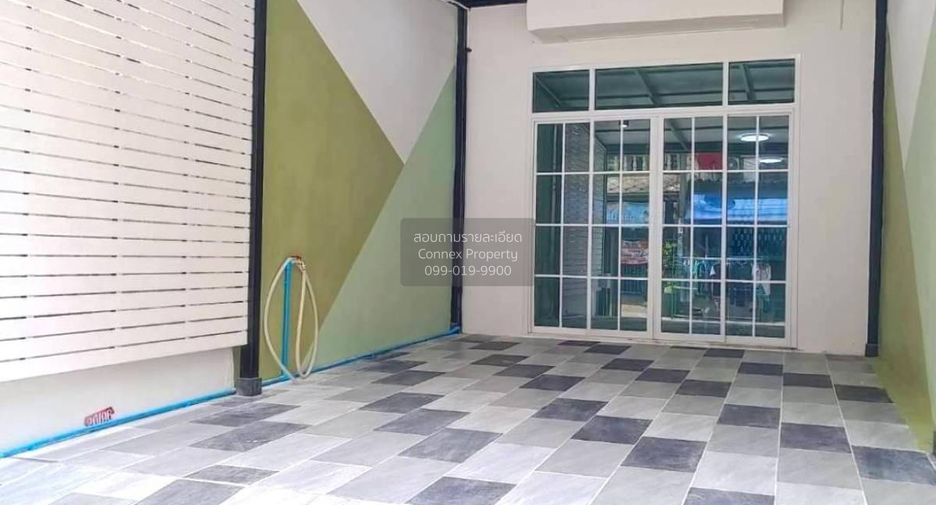 For sale 4 bedrooms townhouse in Bang Kruai, Nonthaburi