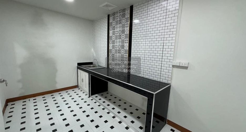 Casa adosada en venta de 3 habitaciones en Mueang Khon Kaen, Khon Kaen