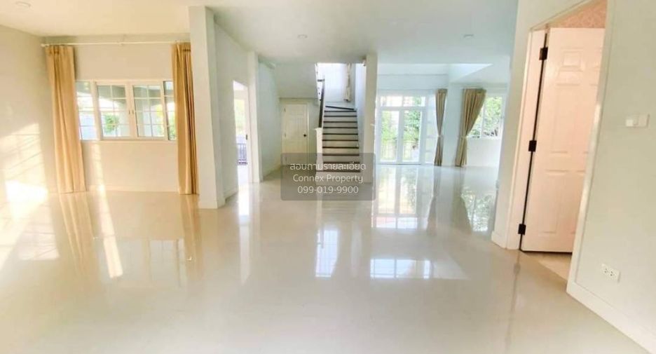 For sale 5 bedrooms house in Khlong Luang, Pathum Thani
