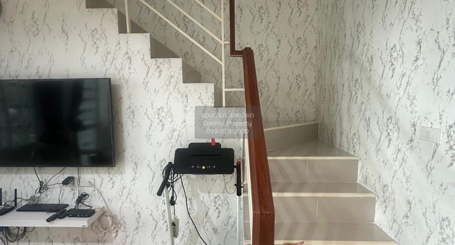 For sale 3 ベッドルーム townhouse in Lat Krabang, Bangkok