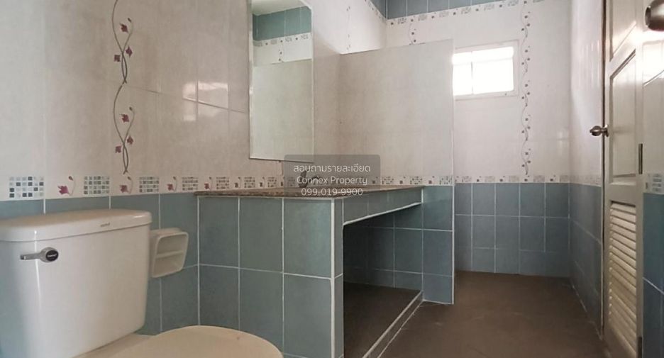 Casa en venta de 5 habitaciones en Bang Phli, Samut Prakan