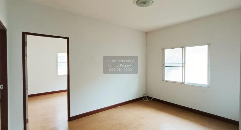Casa en venta de 5 habitaciones en Bang Phli, Samut Prakan