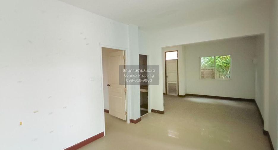 Casa en venta de 5 habitaciones en Bang Phli, Samut Prakan
