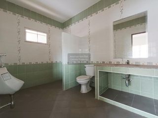 Casa en venta de 5 habitaciones en Bang Phli, Samut Prakan