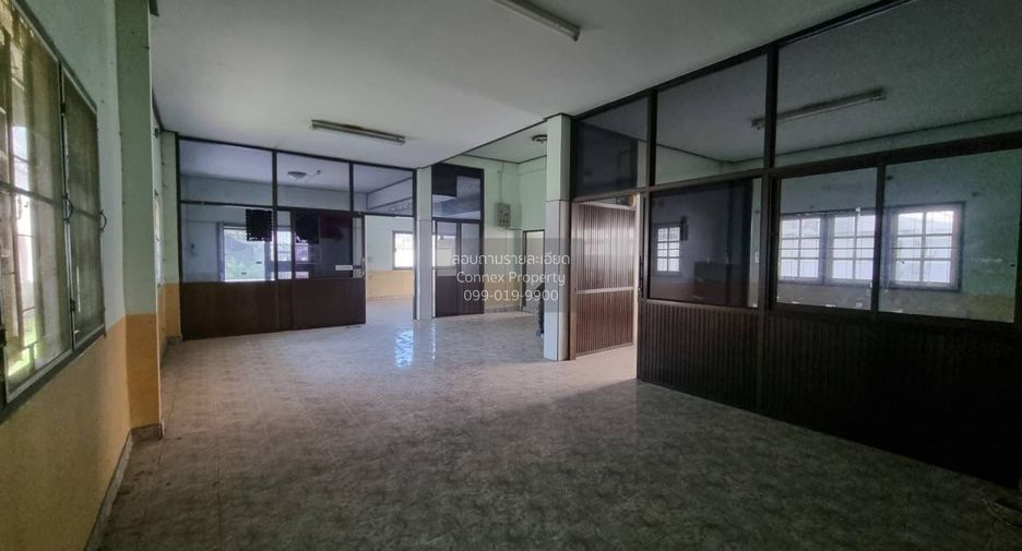 For sale 3 bedrooms house in Nakhon Chai Si, Nakhon Pathom