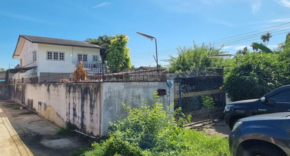 For sale 3 bedrooms house in Nakhon Chai Si, Nakhon Pathom