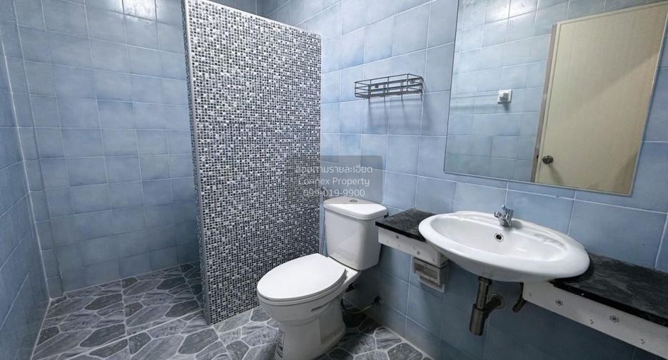 For sale 2 bedrooms townhouse in Bang Bua Thong, Nonthaburi