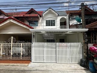 ขาย 2 ห้องนอน ทาวน์เฮ้าส์ ใน สะพานสูง, กรุงเทพฯ