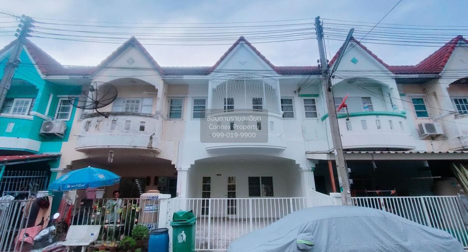 For sale 3 bedrooms townhouse in Mueang Samut Sakhon, Samut Sakhon