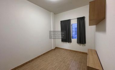 For sale 3 bedrooms townhouse in Mueang Samut Sakhon, Samut Sakhon
