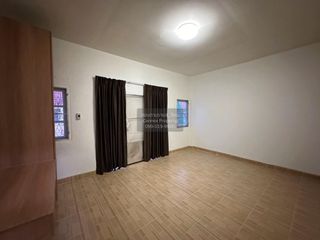 For sale 3 bedrooms townhouse in Mueang Samut Sakhon, Samut Sakhon