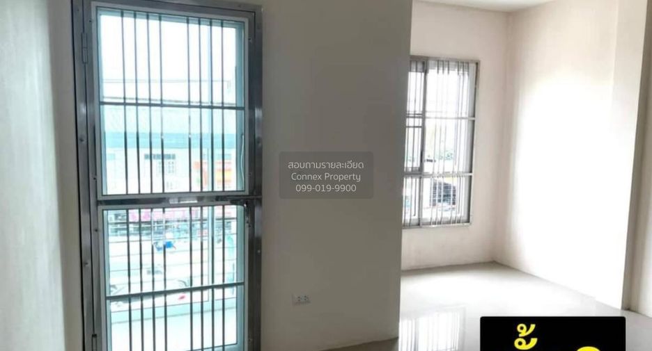 Gewerbefläche zum Kauf mit 3 Zimmer in Sam Phran, Nakhon Pathom