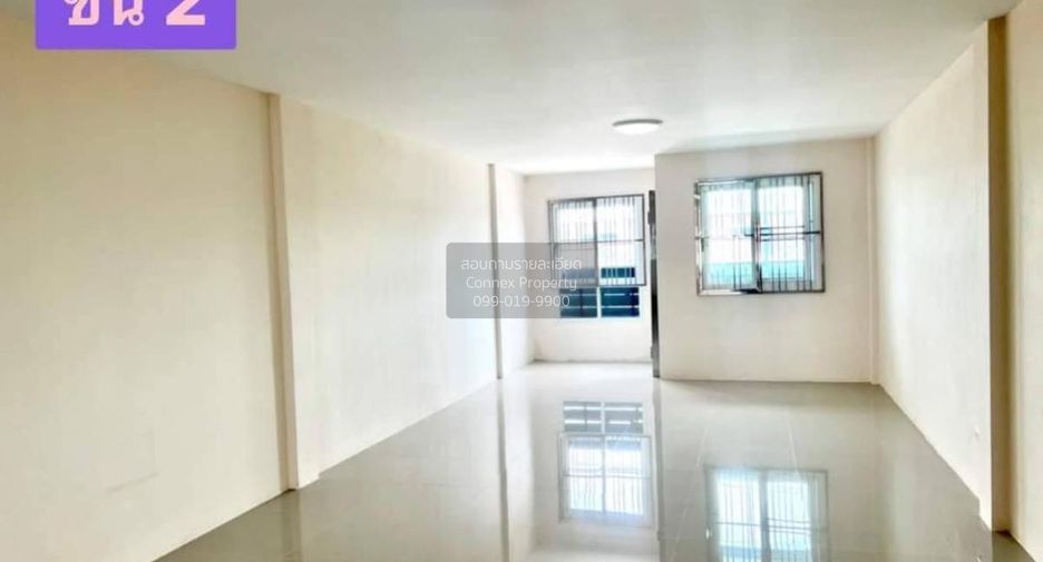 Gewerbefläche zum Kauf mit 3 Zimmer in Sam Phran, Nakhon Pathom