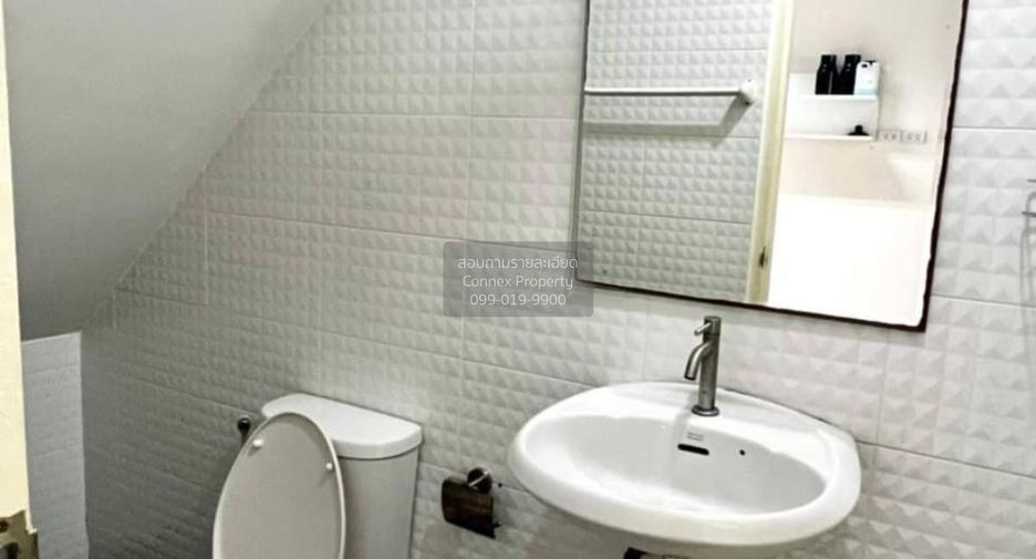 Gewerbefläche zum Kauf mit 3 Zimmer in Sam Phran, Nakhon Pathom