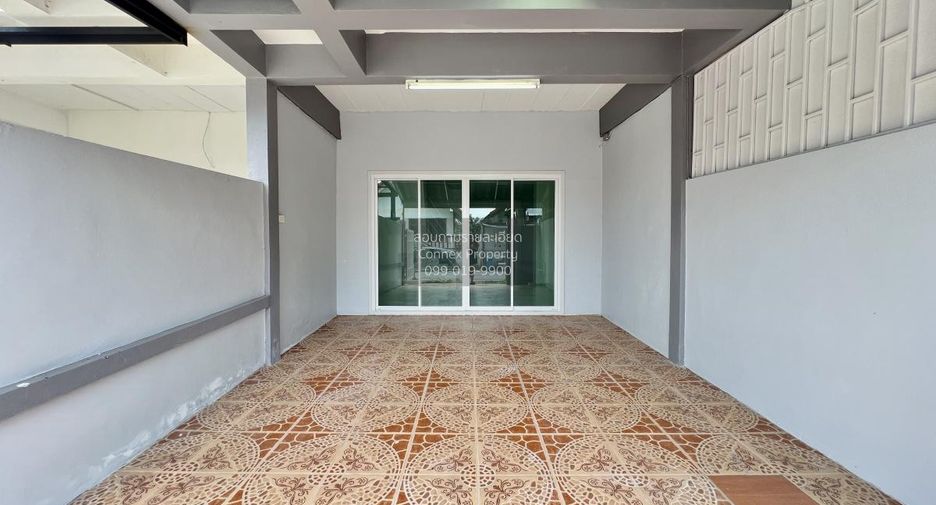 For sale 2 bedrooms townhouse in Don Tum, Nakhon Pathom