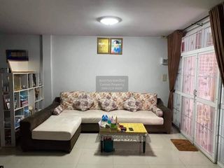 出售 3 卧室 联排别墅 在 Khlong Luang, Pathum Thani