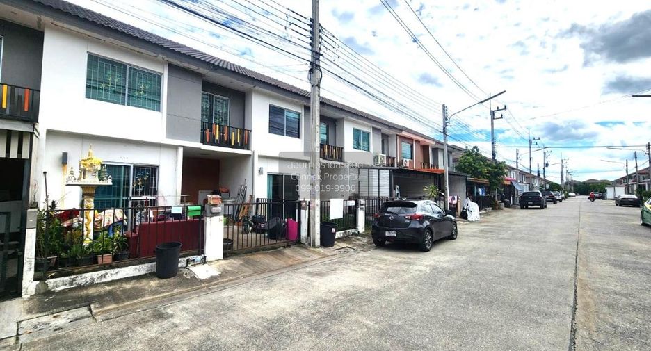 出售 3 卧室 联排别墅 在 Khlong Luang, Pathum Thani