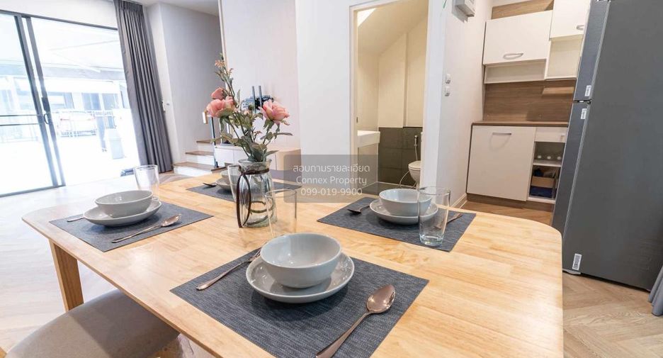 Casa adosada en venta de 3 habitaciones en Bang Kruai, Nonthaburi