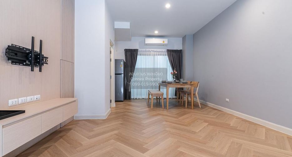 Casa adosada en venta de 3 habitaciones en Bang Kruai, Nonthaburi