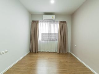 Продажа 3 спальни таунхаус в Bang Kruai, Нонтабури