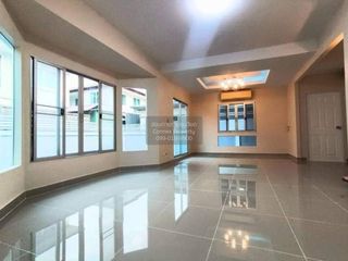 For sale 3 bedrooms house in Lam Luk Ka, Pathum Thani