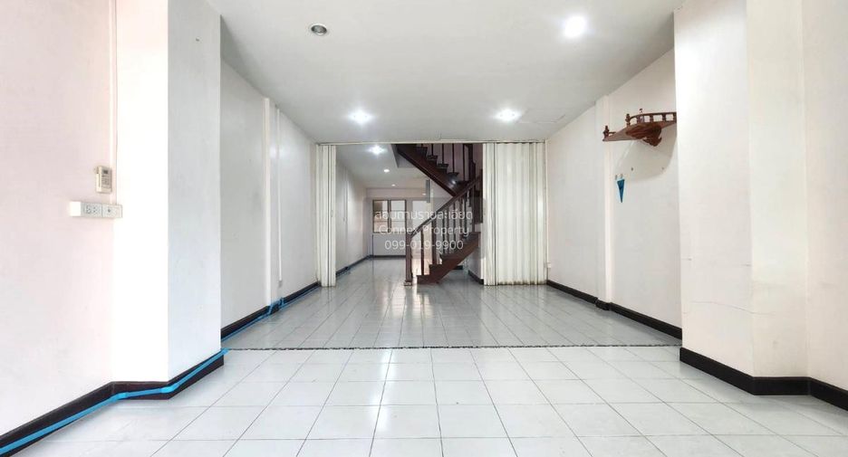 For sale 2 bedrooms townhouse in Phutthamonthon, Nakhon Pathom