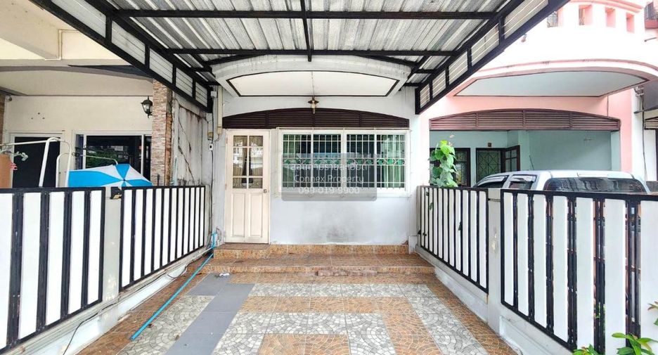 For sale 2 bedrooms townhouse in Phutthamonthon, Nakhon Pathom