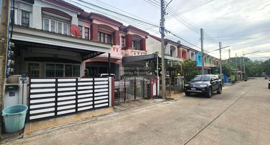 For sale 2 bedrooms townhouse in Phutthamonthon, Nakhon Pathom