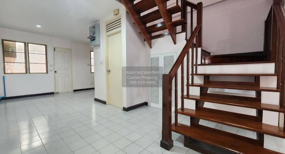 For sale 2 bedrooms townhouse in Phutthamonthon, Nakhon Pathom