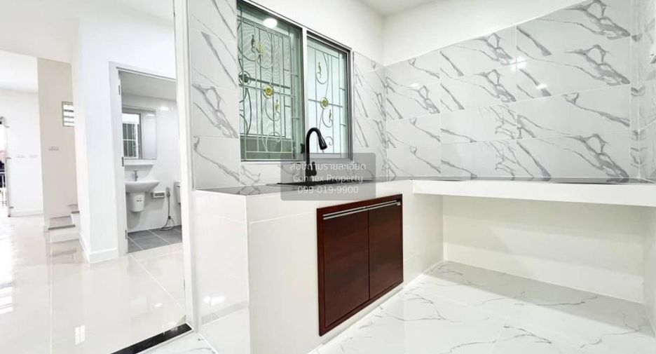 Reihenhaus zum Kauf mit 3 Zimmer in Bang Kruai, Nonthaburi
