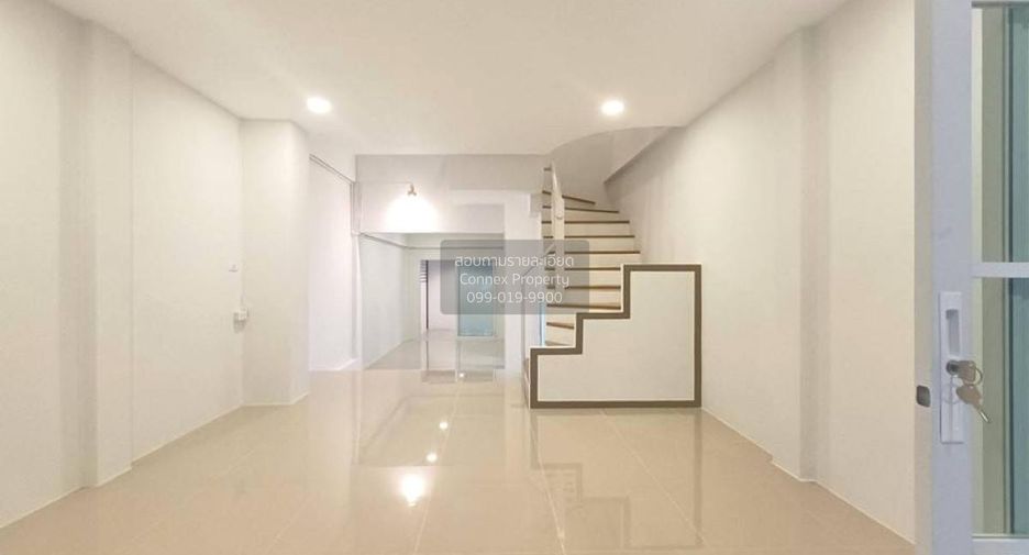 Casa adosada en venta de 2 habitaciones en Mueang Nonthaburi, Nonthaburi