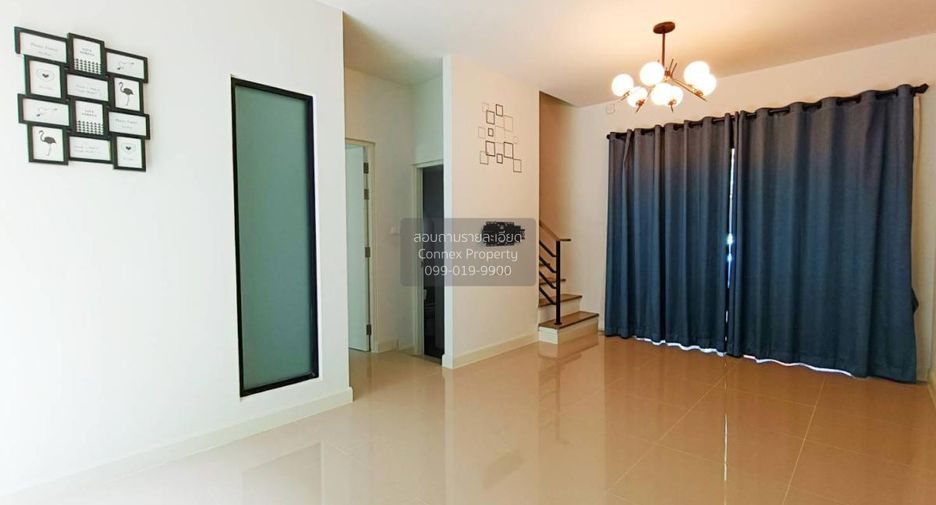 Casa adosada en venta de 4 habitaciones en Bang Yai, Nonthaburi