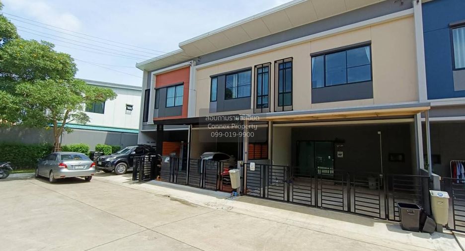 Casa adosada en venta de 4 habitaciones en Bang Yai, Nonthaburi