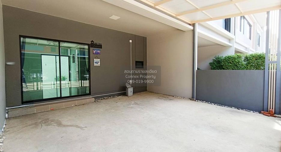 Casa adosada en venta de 4 habitaciones en Bang Yai, Nonthaburi