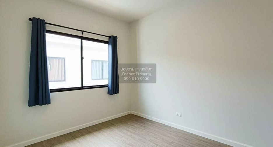 Casa adosada en venta de 4 habitaciones en Bang Yai, Nonthaburi