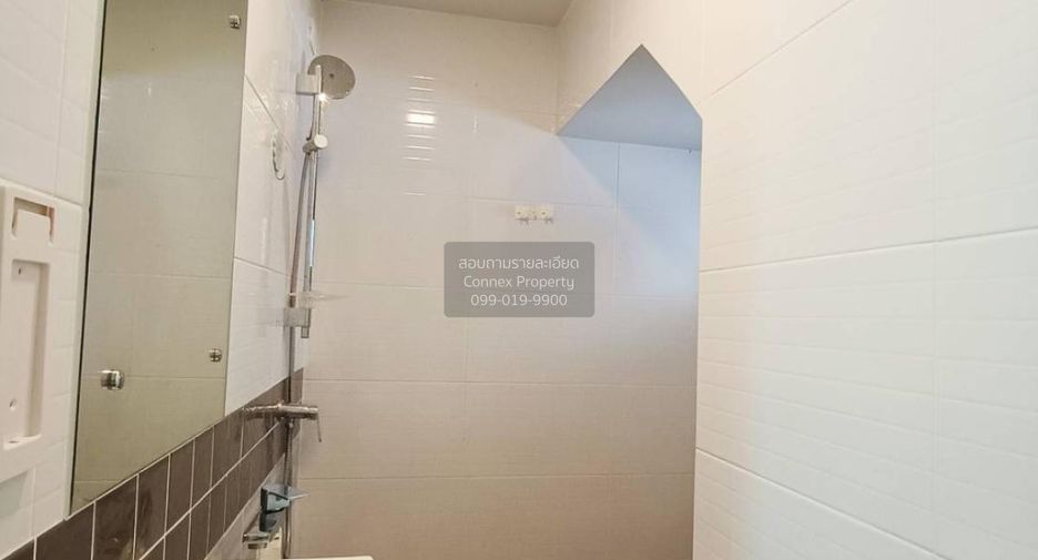 Casa adosada en venta de 4 habitaciones en Bang Yai, Nonthaburi