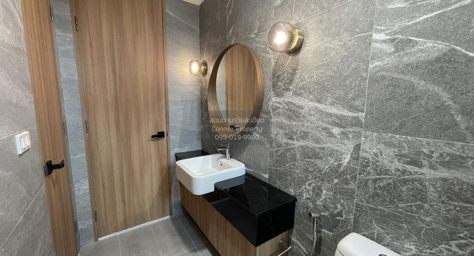 Продажа 3 спальни кондо в Кхлонг Тоеи, Бангкок