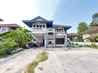 Casa en venta de 3 habitaciones en Min Buri, Bangkok