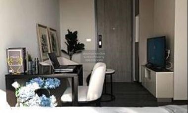 À vendre 1 chambre condo à Khlong Toei, Bangkok