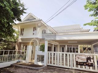 Casa en venta de 3 habitaciones en Bang Khen, Bangkok