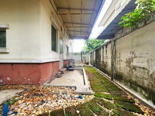 For sale 3 bedrooms house in Mueang Pathum Thani, Pathum Thani