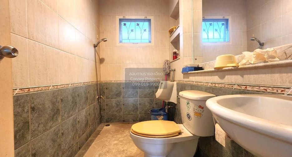 出售 3 卧室 独立屋 在 Mueang Pathum Thani, Pathum Thani