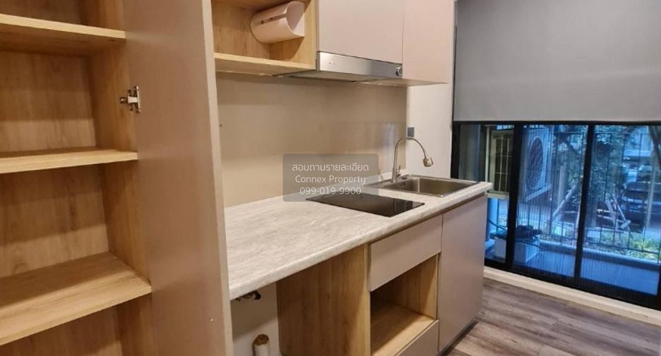 For sale 2 bedrooms condo in Wang Thonglang, Bangkok
