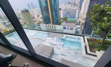 À vendre 1 chambre condo à Khlong Toei, Bangkok