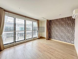 For sale 2 bedrooms townhouse in Sam Phran, Nakhon Pathom