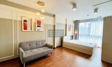 For sale 1 bed condo in Phra Khanong, Bangkok