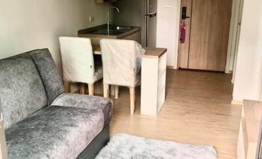 Wohnung zum Kauf mit 1 Zimmer in Khlong Toei, Bangkok
