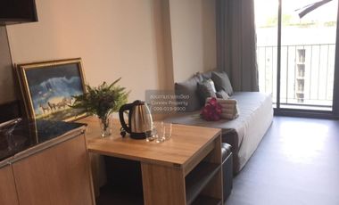 For sale 1 bed condo in Khlong Toei, Bangkok